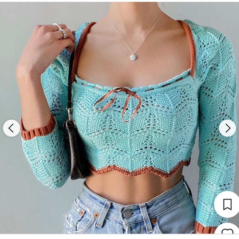 Urban Outfitters Blaire Crochet Square Neck Sweater, XS great conditions